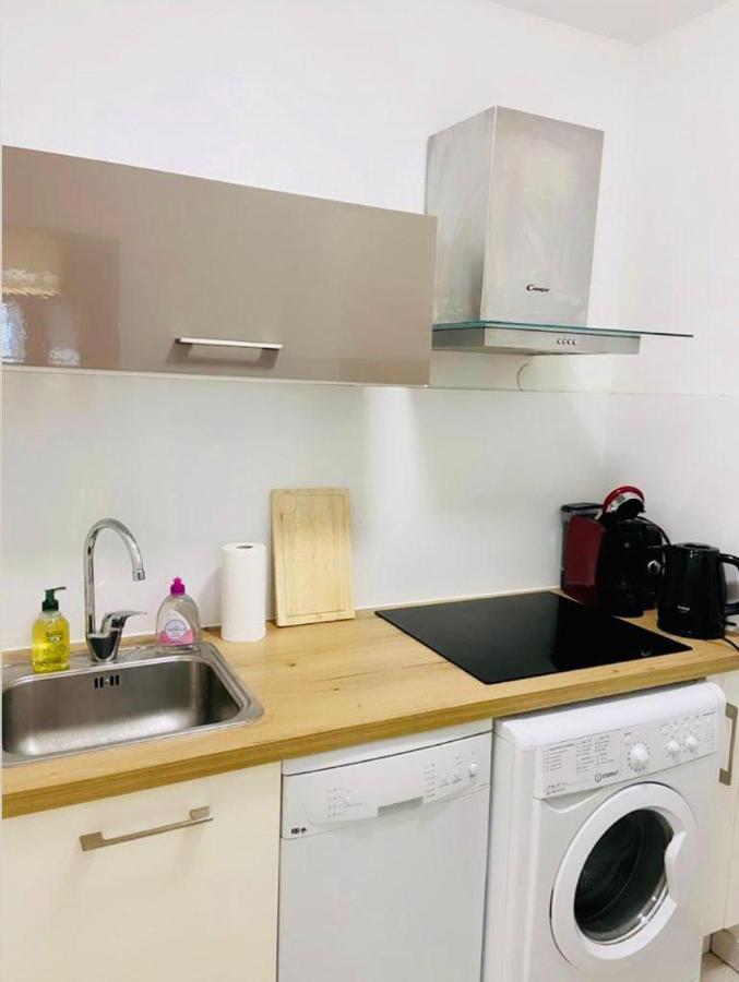 Le Juana II Apartment อองทีบส์ ภายนอก รูปภาพ