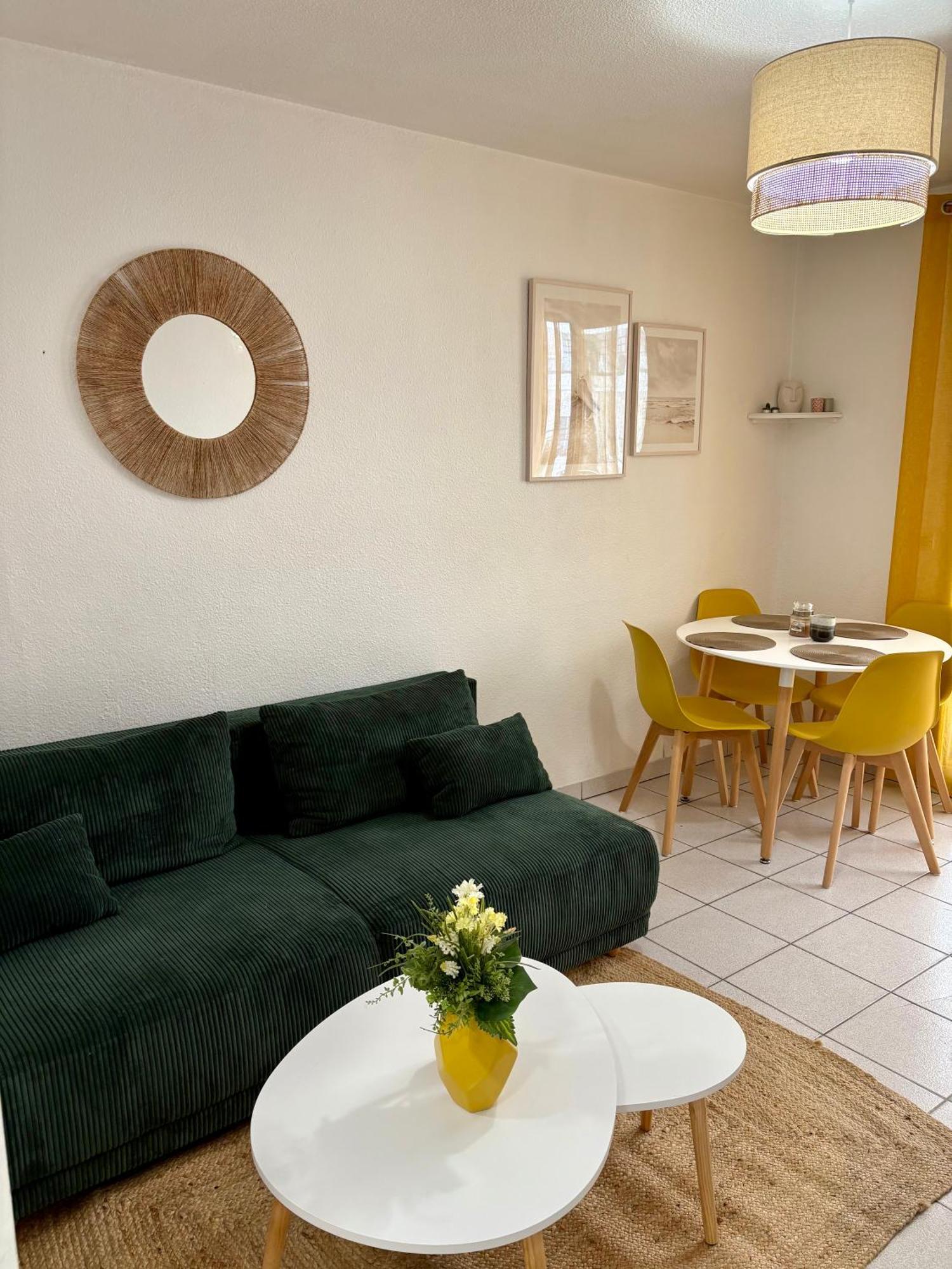 Le Juana II Apartment อองทีบส์ ภายนอก รูปภาพ
